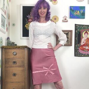 Vintage Swishy Half Slip, Rose Pink Skirt Slip with Satin Bow Applique Sz S